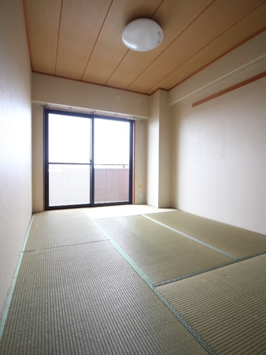 内観写真 ロ－ドサイドヒルズ