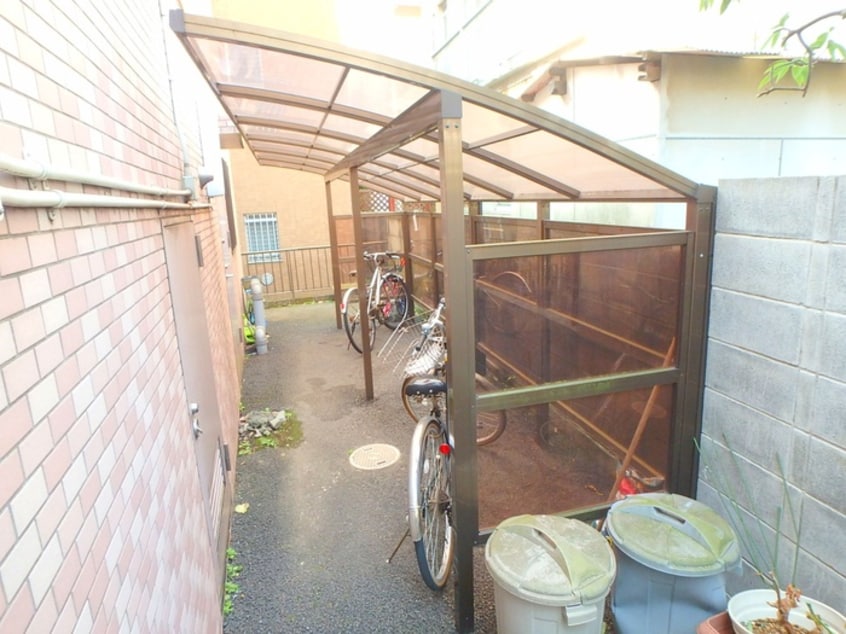 駐輪場 グランドゥール千歳