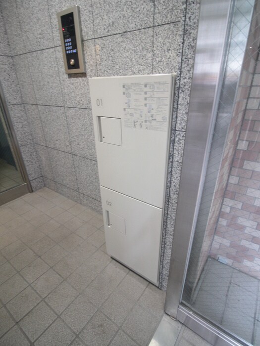 エントランス部分 グランドゥール千歳