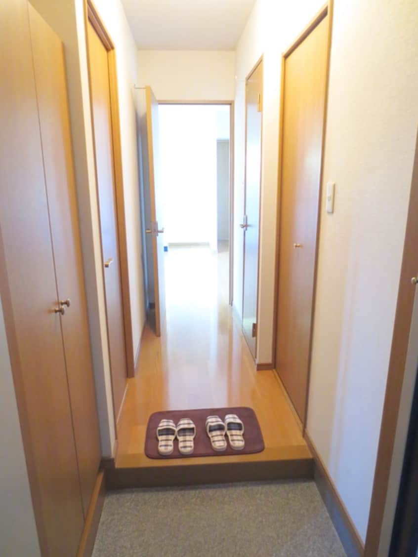 廊下 グランドゥール千歳