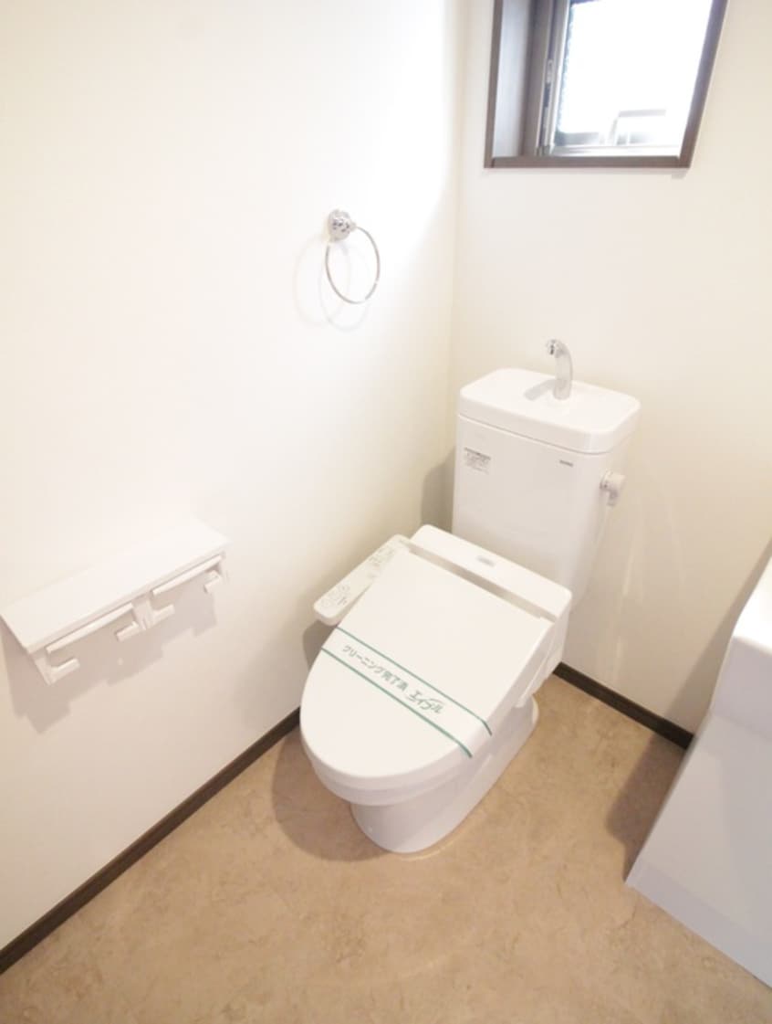 トイレ グランシャトー横浜