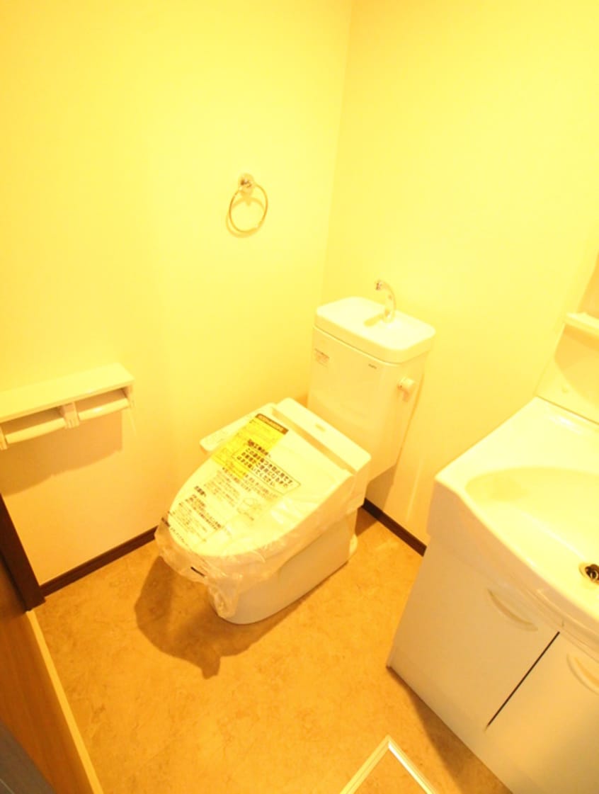 トイレ グランシャトー横浜