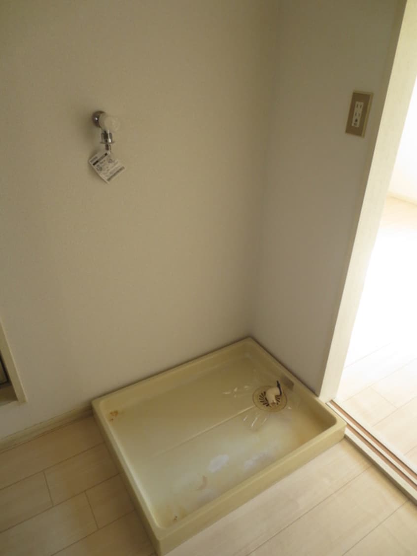 洗濯機置場 リーベマルサン Ａ