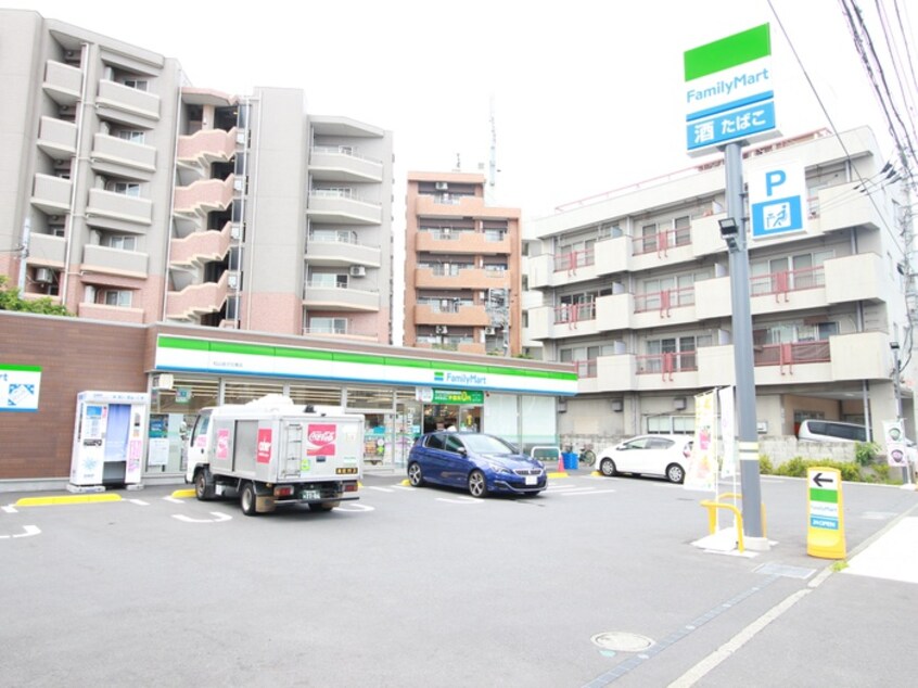 ファミリーマート(コンビニ)まで193m リーベマルサン Ａ