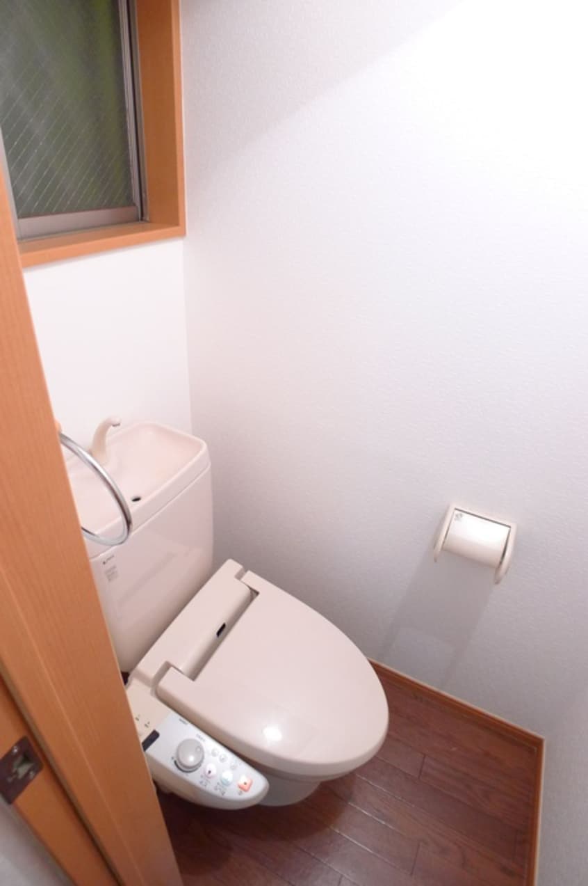 トイレ パルコ－ト泉