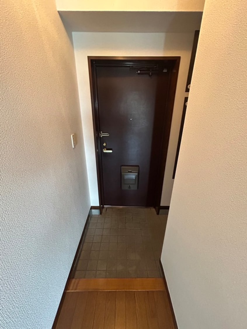 玄関 エクリーン・ミタカ１