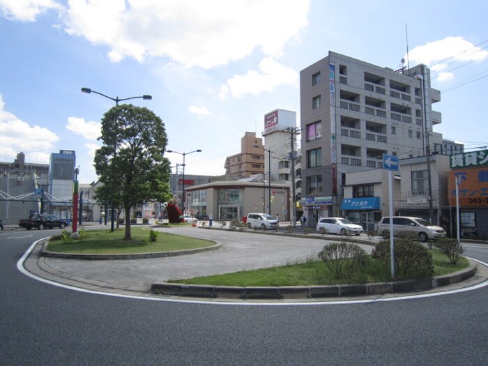 駅前(警察署/交番)まで10m ハイムシエモア