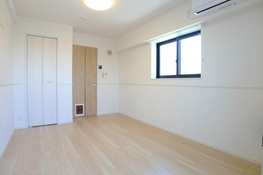 居室 ル　コンフィーエ　サンカント