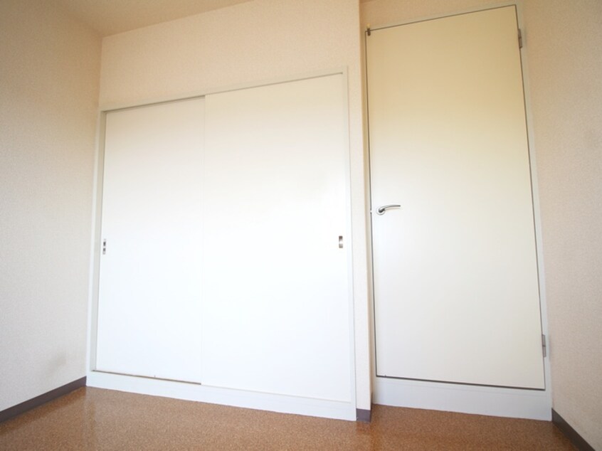 収納 エーデルハイム