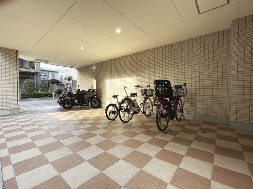 駐輪場 チェリーブロッサム