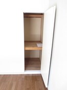 居室 ミュ－高幡