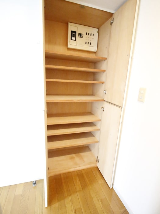 靴箱 アズ梶ヶ谷レジデンス