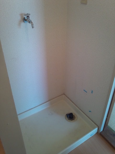 洗濯機置場 上高田フラッツ