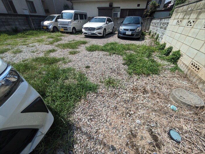 駐車場 奧野邸