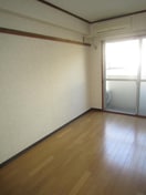 居室 ロ－レルハイツ