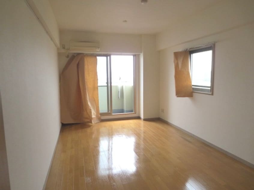 居室 オリ－ブフォレスト