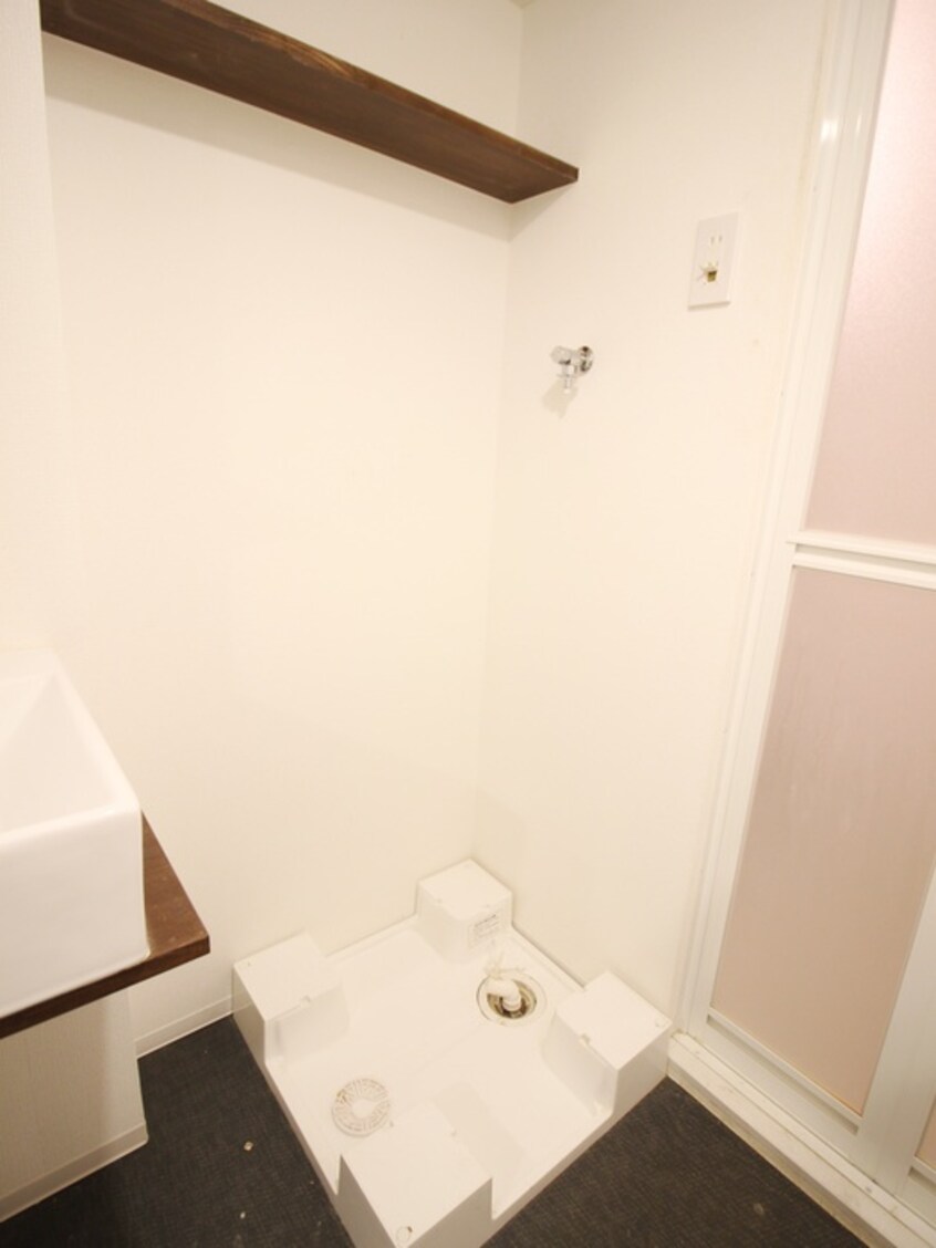 洗濯機置場 trias226