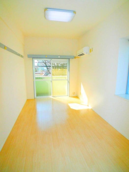 居室 カーサトキ