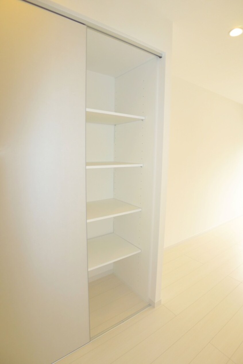 収納 リブリ・ミッドサマー