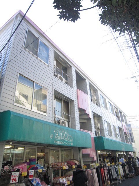 エントランス部分 昭和館