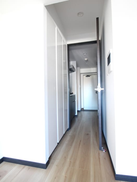 廊下 コンフォリア西新井