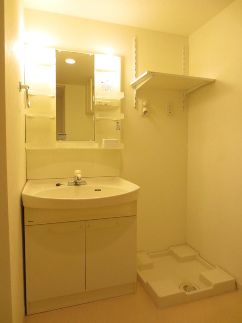 洗濯機置場 パ－クアクシス亀戸