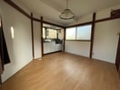 居室 栄荘