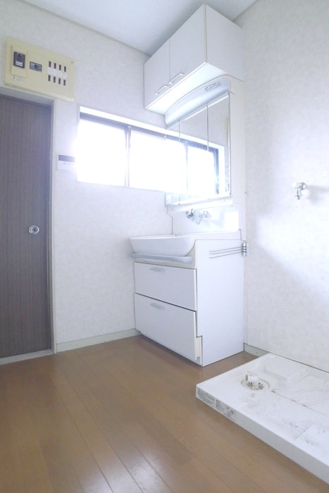 洗濯機置場 山岸邸