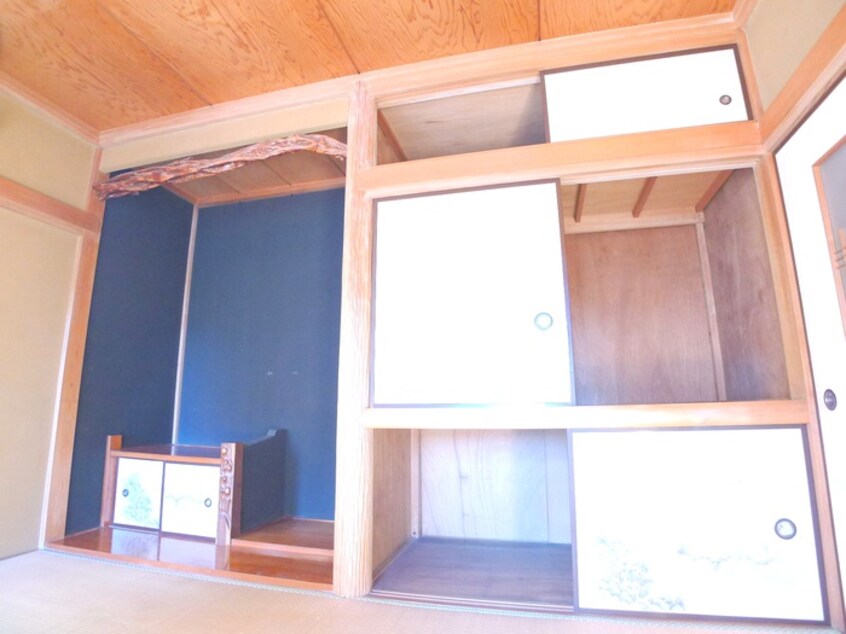 収納 山岸邸