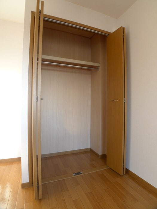 収納 インパレスⅡ