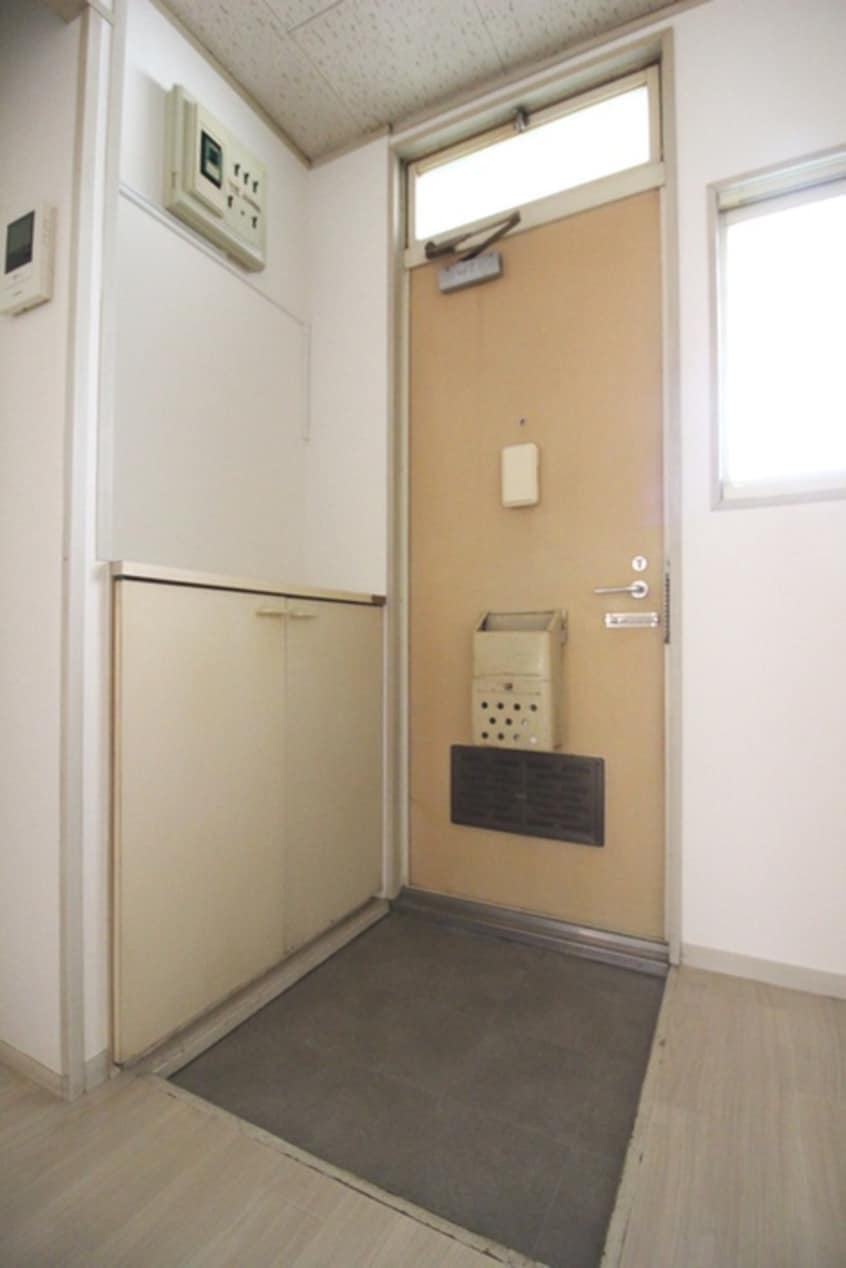 玄関 シンヤハイツ