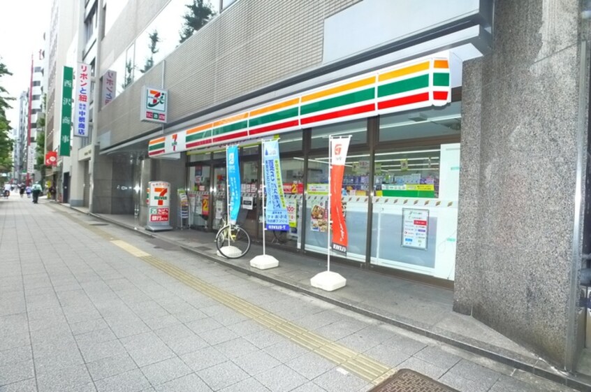 セブンイレブン　台東浅草橋3丁目東店(コンビニ)まで131m コスモグラシア蔵前