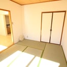 居室 レ－ルサイドヒルズ