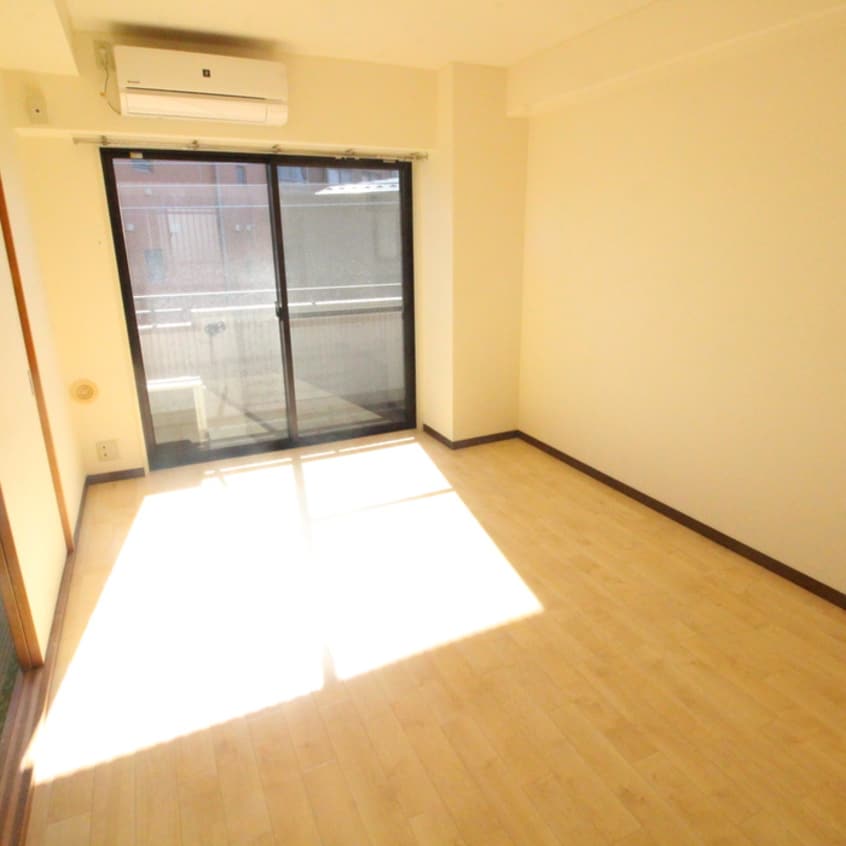 居室 レ－ルサイドヒルズ