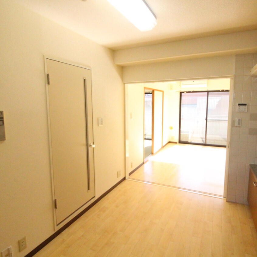 廊下 レ－ルサイドヒルズ