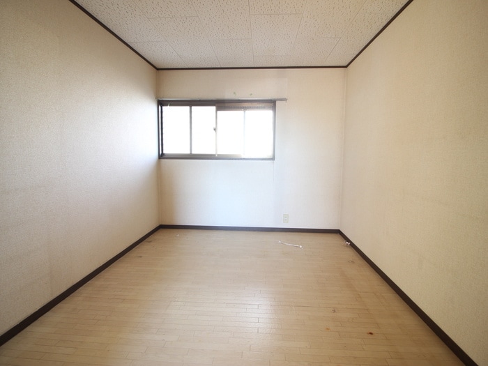 居室 フォーレスト