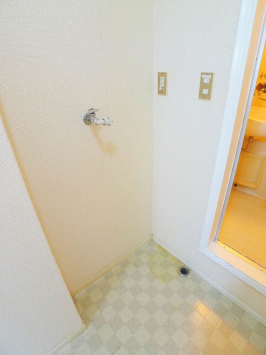 洗濯機置場 山口ハイツＢ棟