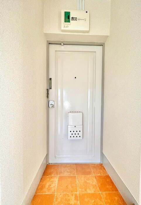 玄関 栄里第２マンション