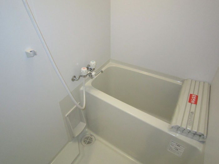 バス／シャワールーム等 Elan Vital