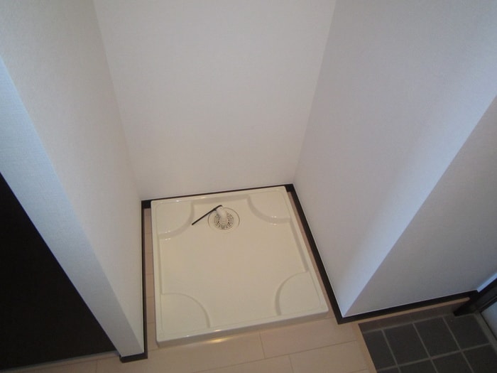 洗濯機置場 Elan Vital