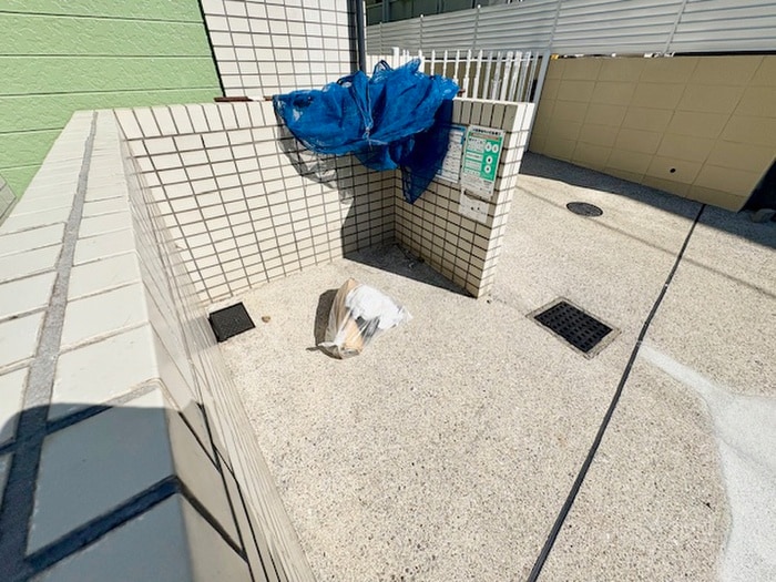 その他 フラリッシュ鶴見