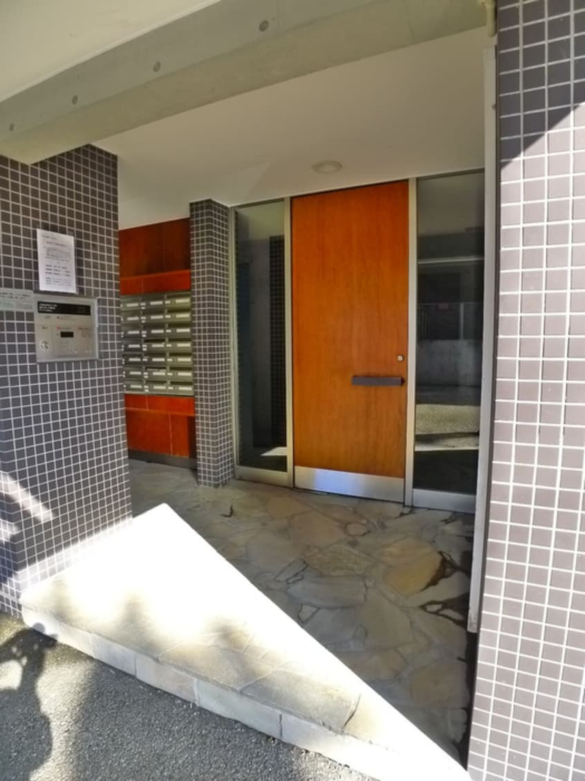 エントランス部分 ドミ－ル妙典