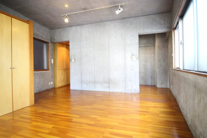 居室 Ｆ－ＦＬＡＴ