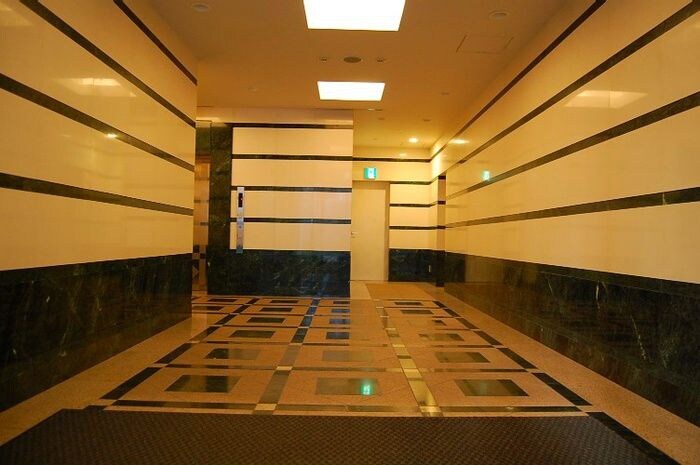 エントランス部分 ガ－ネットコ－ト四谷