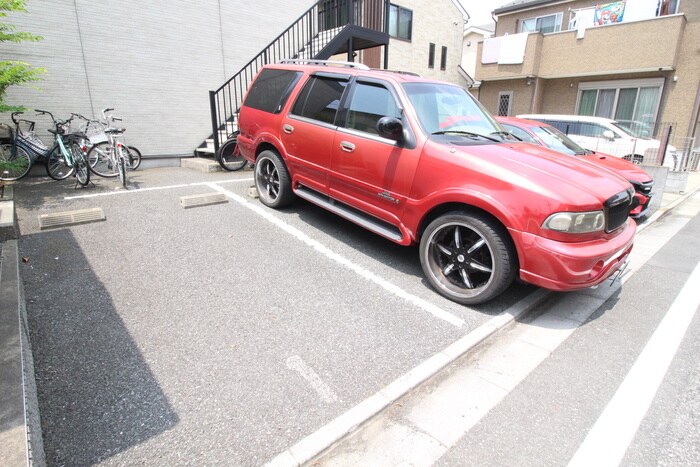 駐車場 メインシティガ－デン壱番館