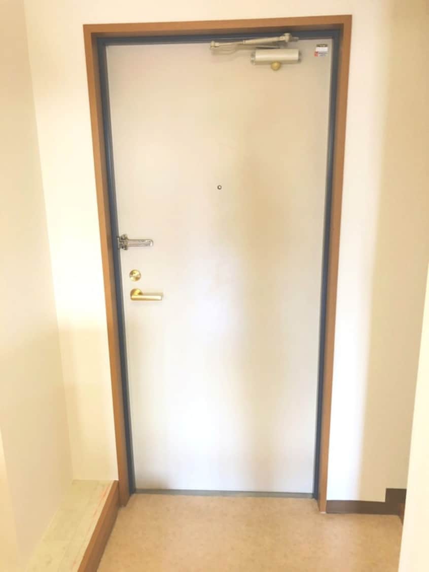 玄関 イーストベイ・船橋本町