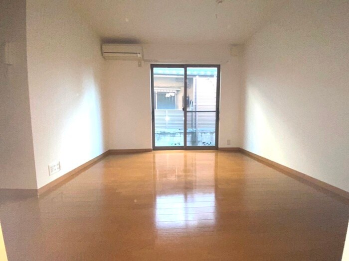 居室 シエデイグロ－ブ