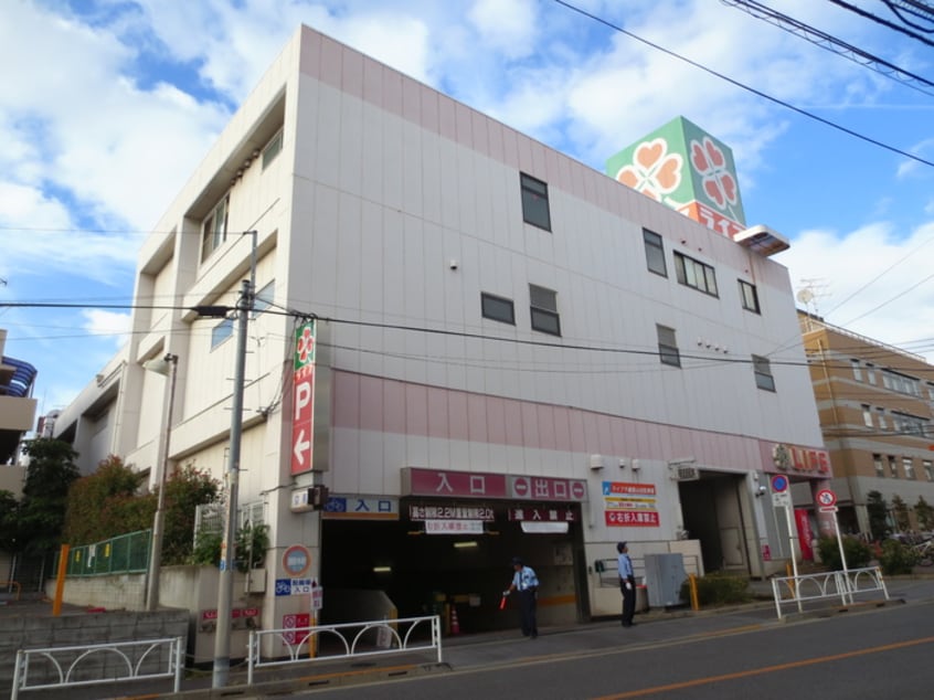 ライフ 千歳烏山店(スーパー)まで566m グランモア千歳烏山