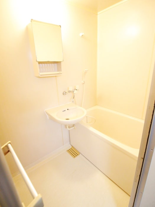 バス／シャワールーム等 コスモヤヨイ