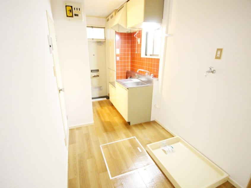 廊下 コスモヤヨイ